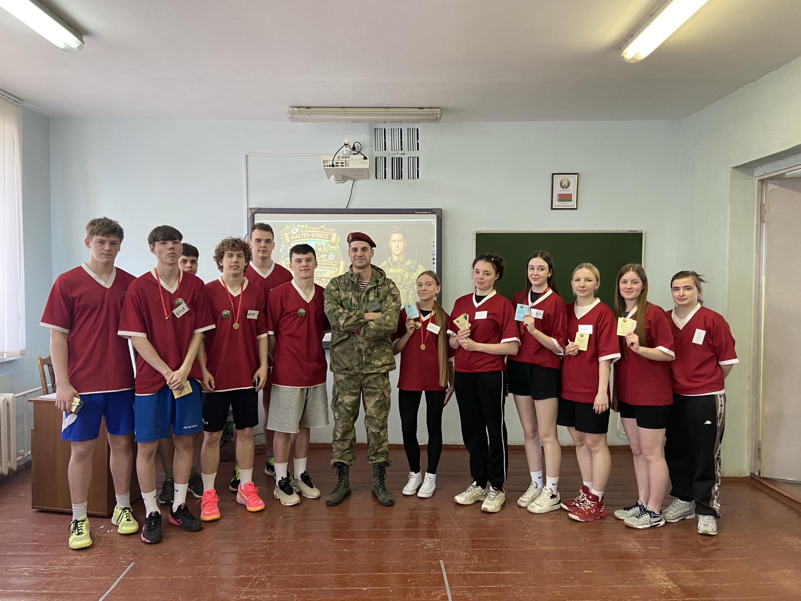 Наш учитель — пример мужества и побед!