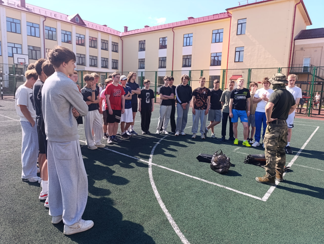 В рамках учебно-полевых сборов в гимназии прошли занятия по военной, экстренной медицине и медицине катастроф
